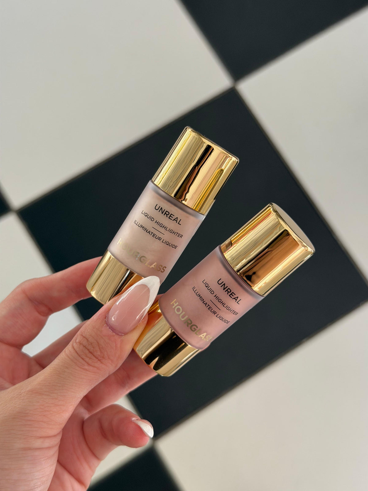 HOURGLASS Unreal Radiant Glow Liquid Highlighter - Evoke