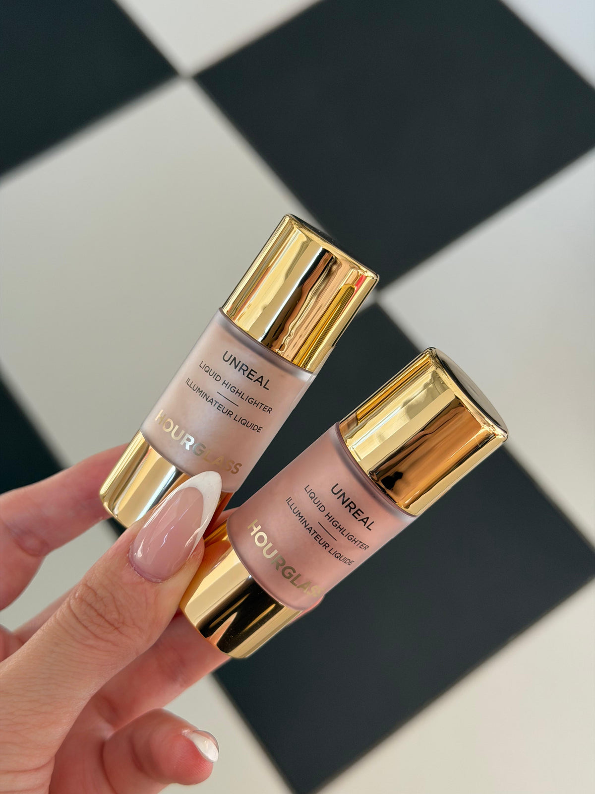 HOURGLASS Unreal Radiant Glow Liquid Highlighter - Evoke