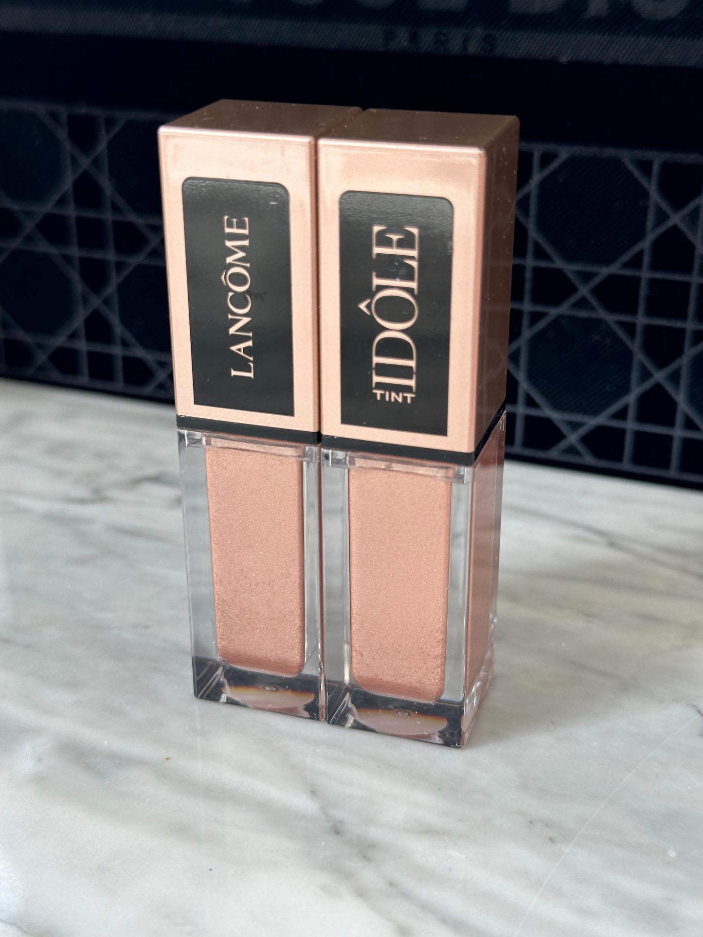 LANCÔME Idôle Tint
Liquid Eye-Blusher (09)