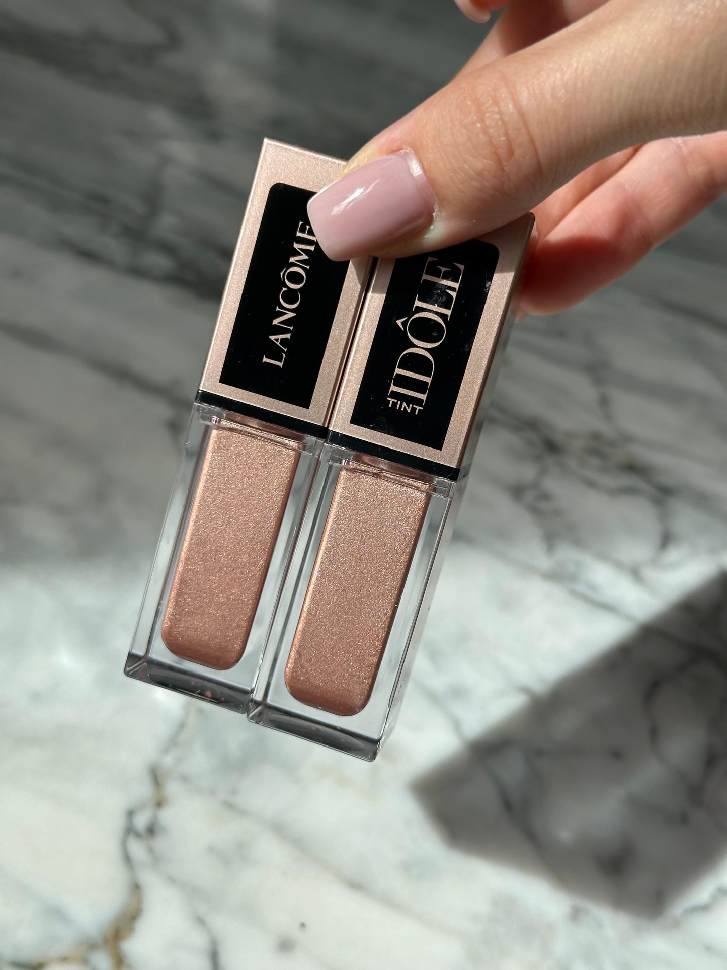 LANCÔME Idôle Tint
Liquid Eye-Blusher (09)