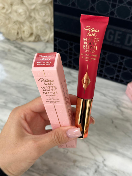 CHARLOTTE TILBURY Pillow Talk
Matte Beauty Blush Wand - Easy Liquid Blush
