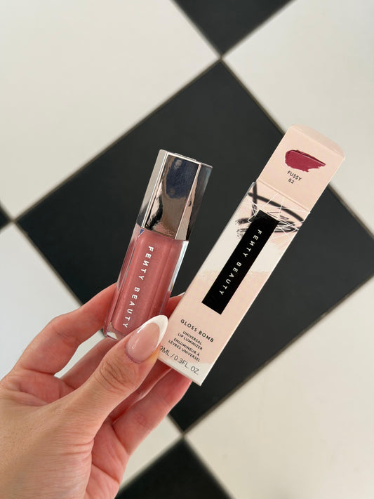 FENTY BEAUTY Gloss Bomb Universal Lip Luminizer (02)