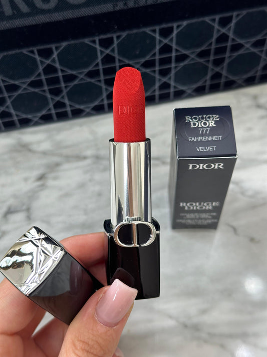 DIOR Rouge (New)
Lipstick Satin, Matte, Velvet (777) Hydrating Floral Lip Care - Long Wear