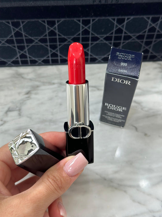 DIOR Rouge (New)
Lipstick Satin, Matte, Velvet (999) Hydrating Floral Lip Care - Long Wear