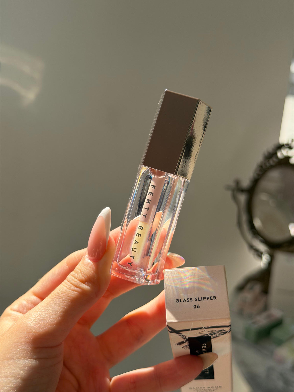 FENTY BEAUTY Gloss Bomb Universal Lip Luminizer (06)