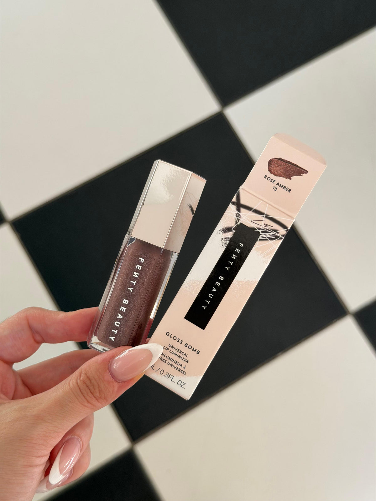 FENTY BEAUTY Gloss Bomb Universal Lip Luminizer (13)