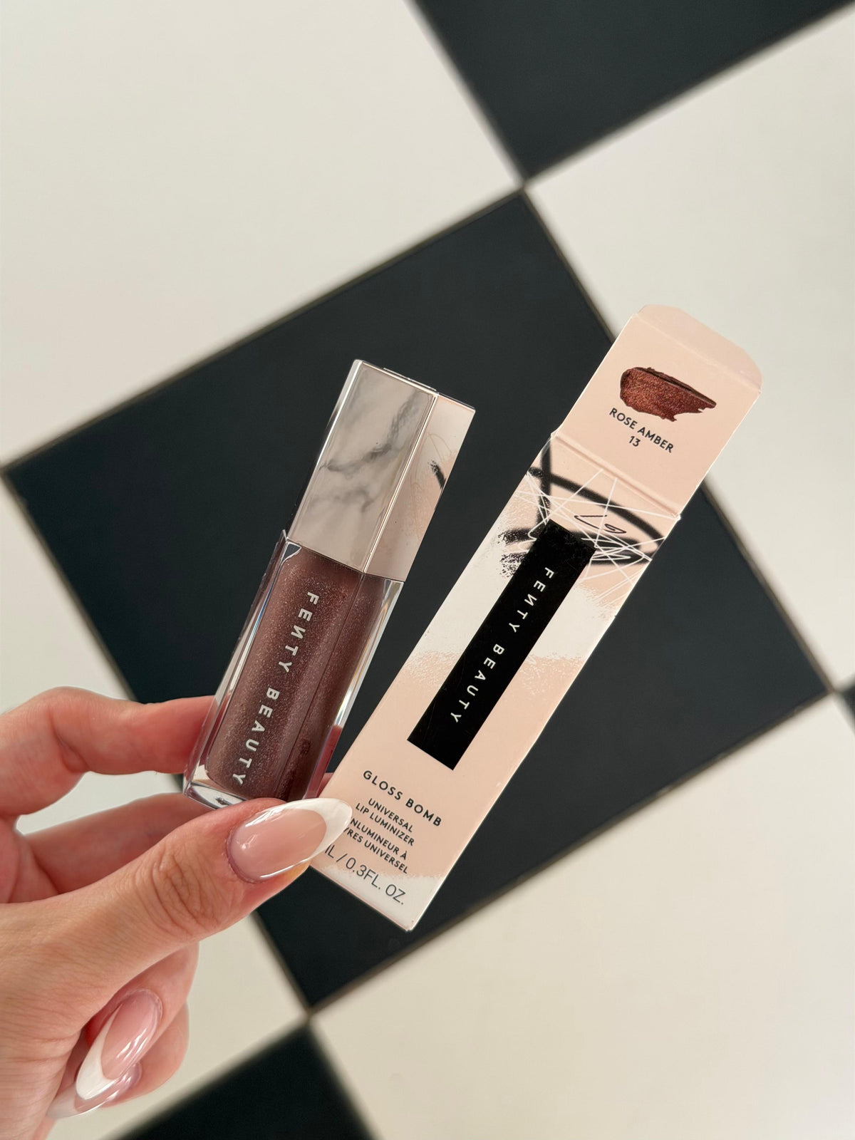 FENTY BEAUTY Gloss Bomb Universal Lip Luminizer (13)