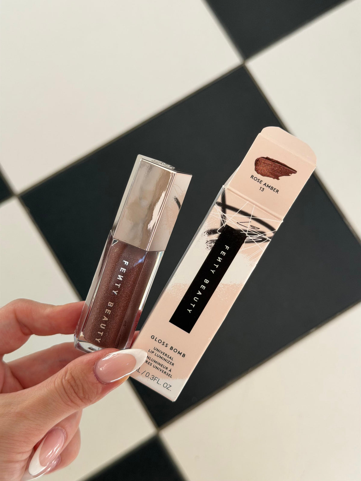 FENTY BEAUTY Gloss Bomb Universal Lip Luminizer (13)
