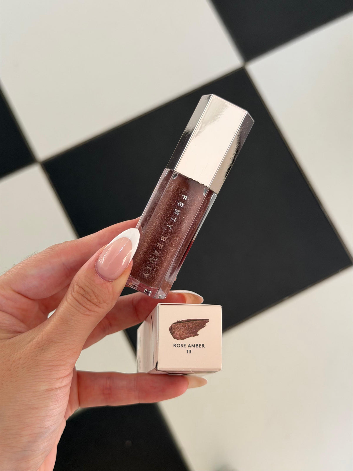 FENTY BEAUTY Gloss Bomb Universal Lip Luminizer (13)