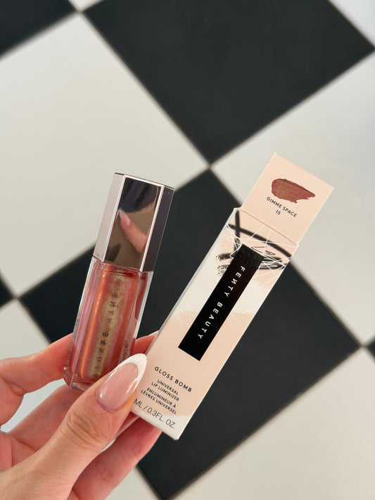 FENTY BEAUTY Gloss Bomb Universal Lip Luminizer (15)