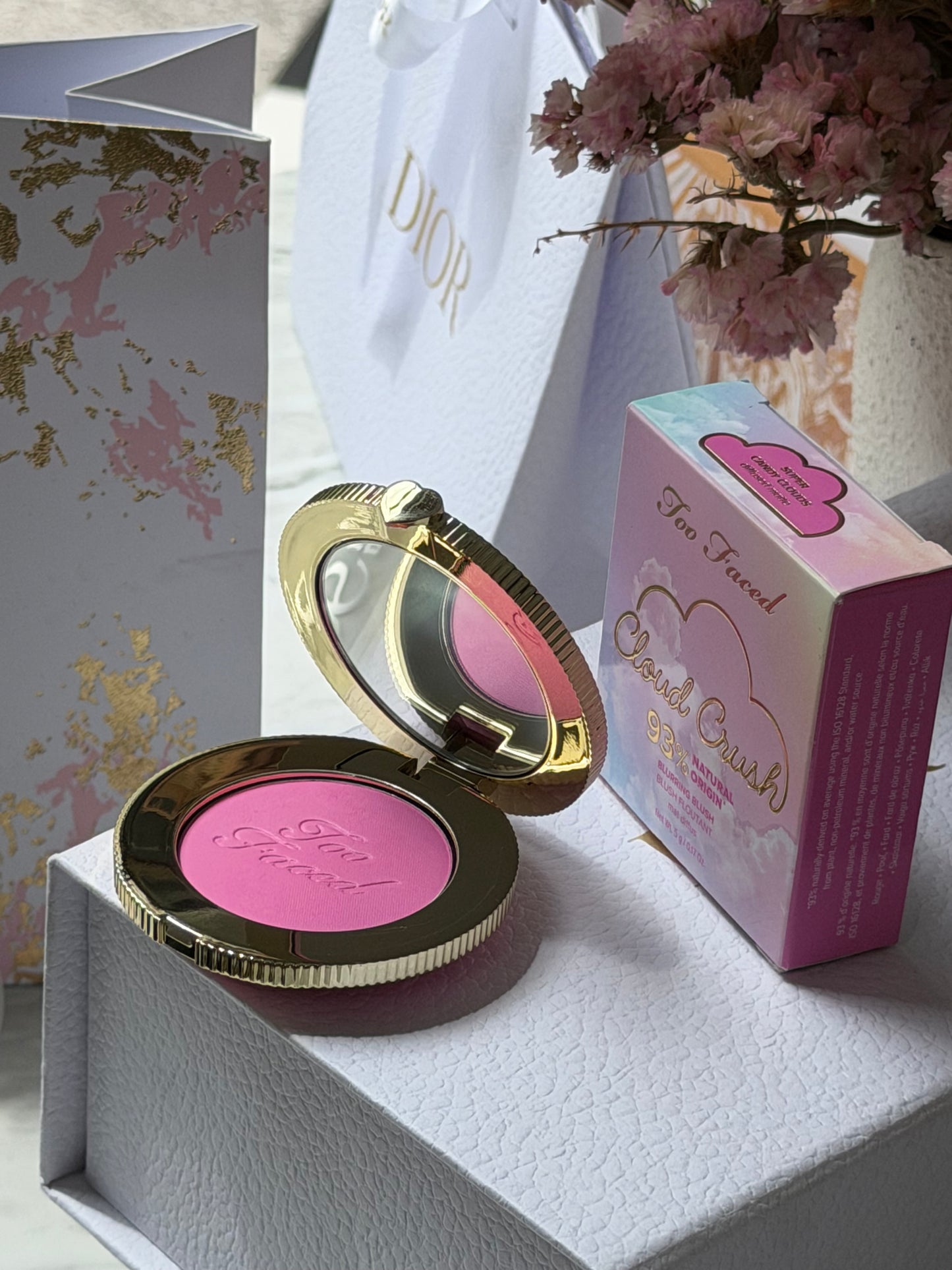 TOO FACED Cloud Crush Blush - Super Candy Clouds
Velvety Second-Skin Powder Formula