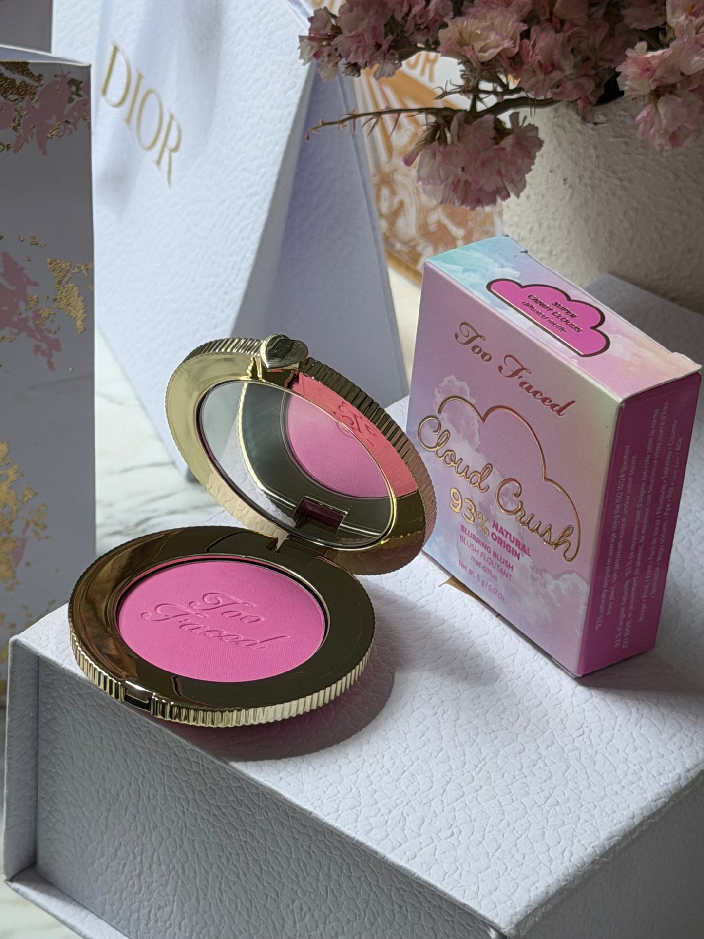 TOO FACED Cloud Crush Blush - Super Candy Clouds
Velvety Second-Skin Powder Formula