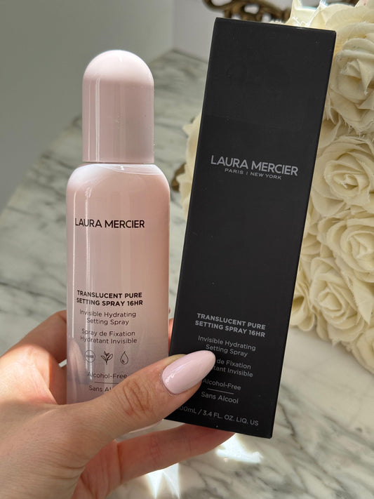 LAURA MERCIER Translucent Pure Invisible Hydrating Setting Spray 
16HR Wear, No Tightness, No Sticky Feel, No Smudging