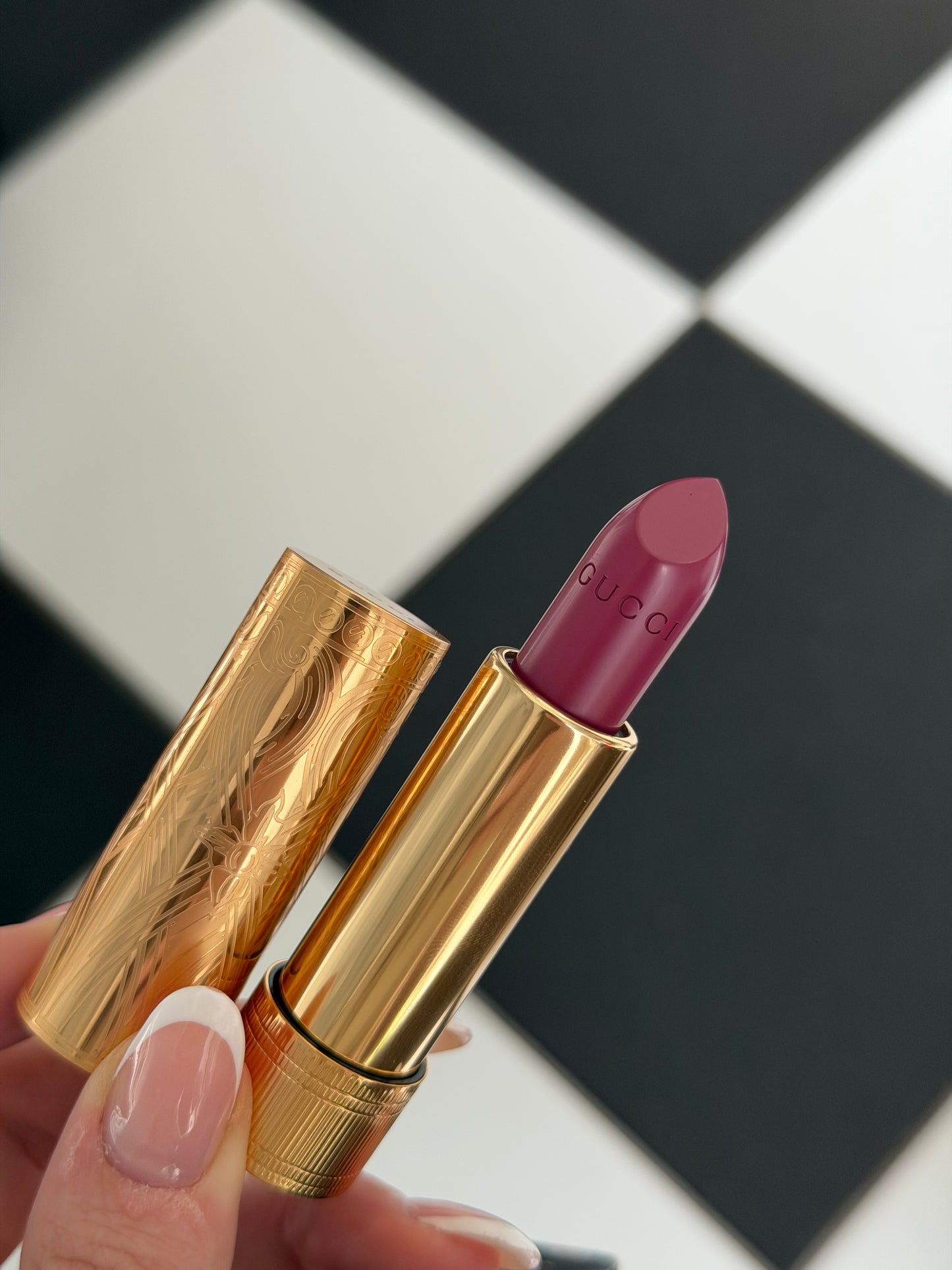 GUCCI Rouge Á Lévres Satin Lipstick (600)