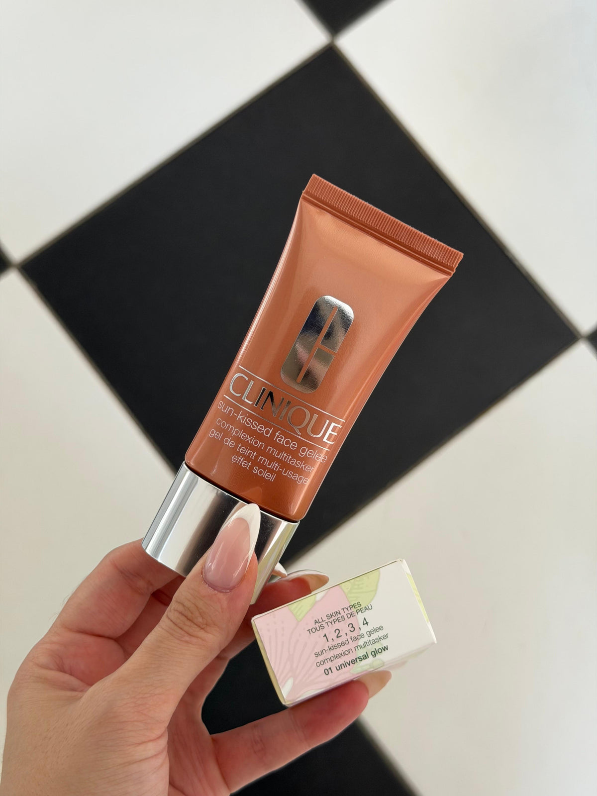 CLINIQUE Sun-Kissed Face Gelee Complexion Multitasker (01)