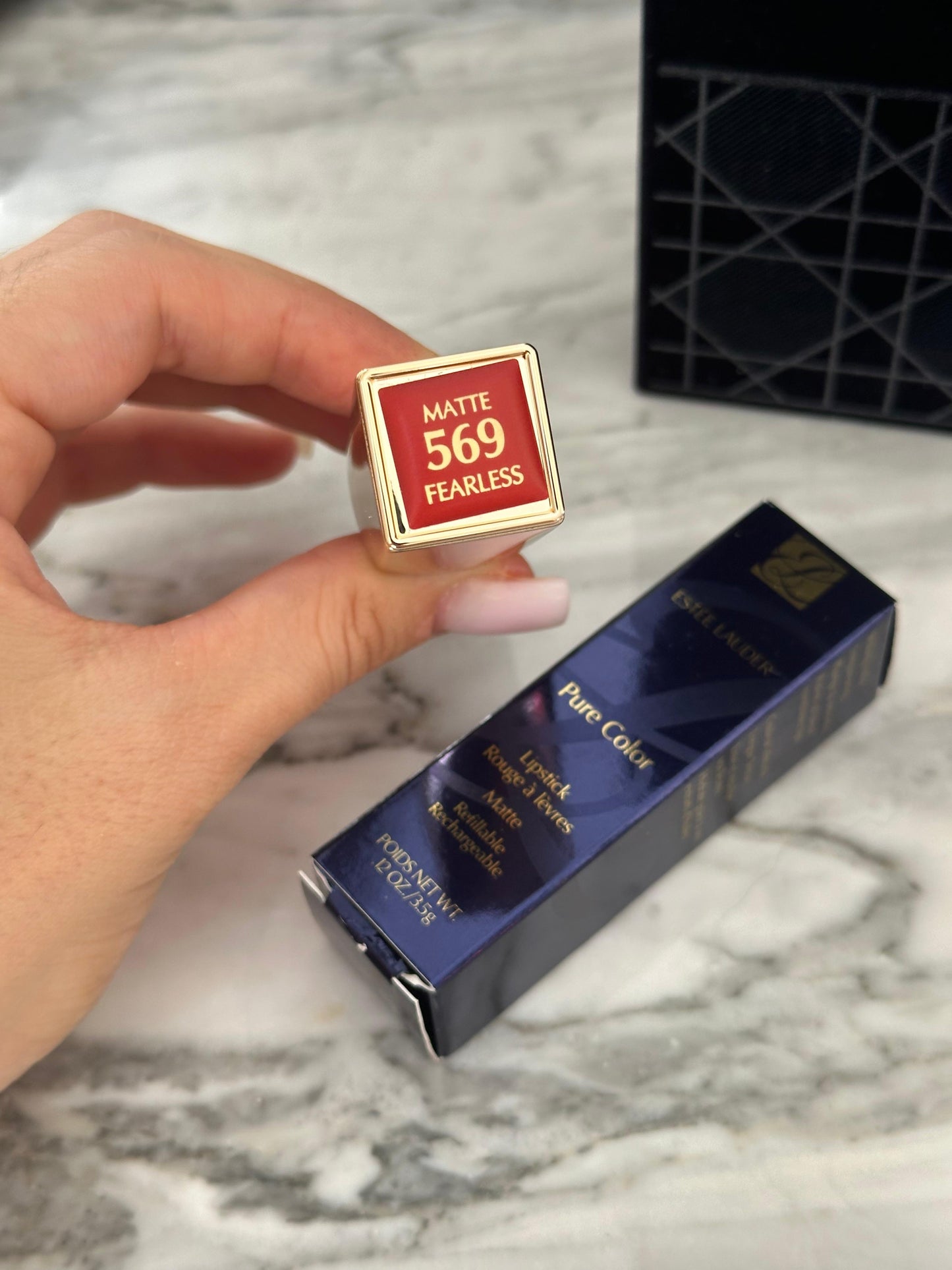 ESTÉE LAUDER Pure Color
Creme Lipstick (569)