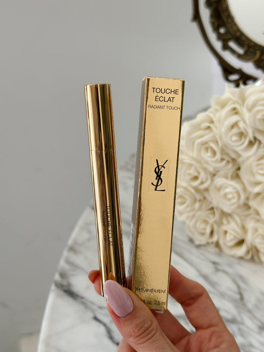 YSL Touche Éclat Radiant Touch - Illuminating Pen