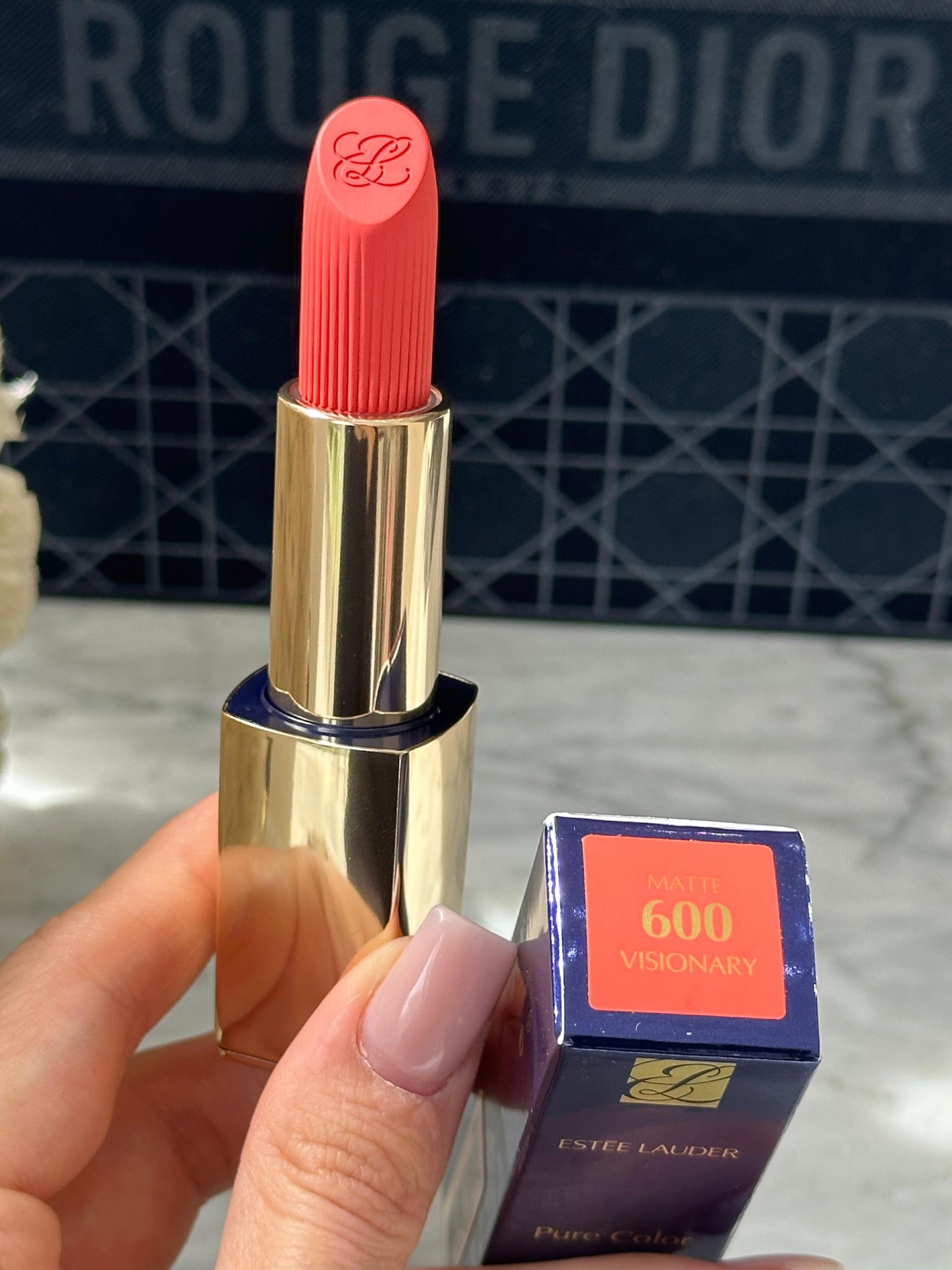 ESTÉE LAUDER Pure Color
Creme Lipstick (600)