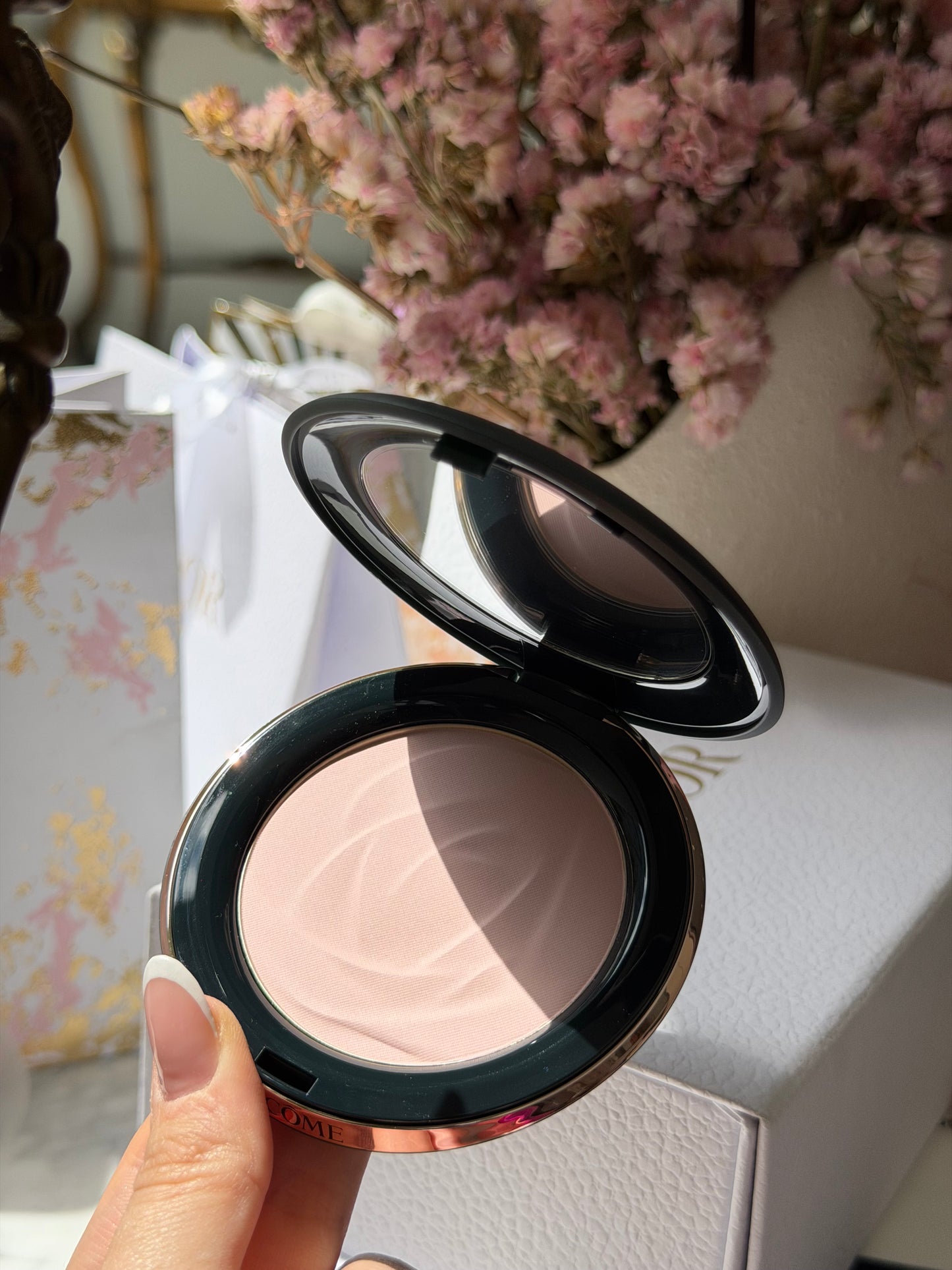 LANCÔME Teint Idole Ultra Wear Skin Refining Setting Powder (01)
All-Day Setting & Pore-Blurring