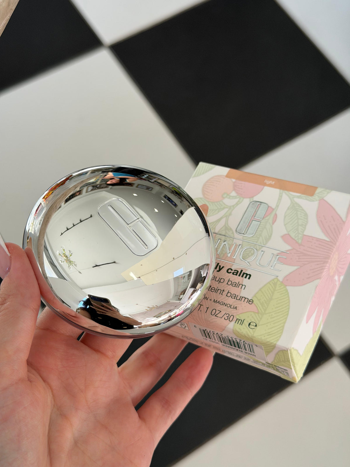 CLINIQUE Daily Calm™ Makeup Balm - Light