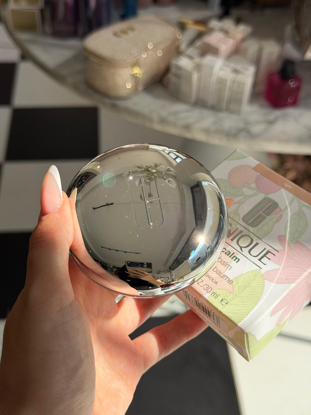 CLINIQUE Daily Calm™ Makeup Balm - Light