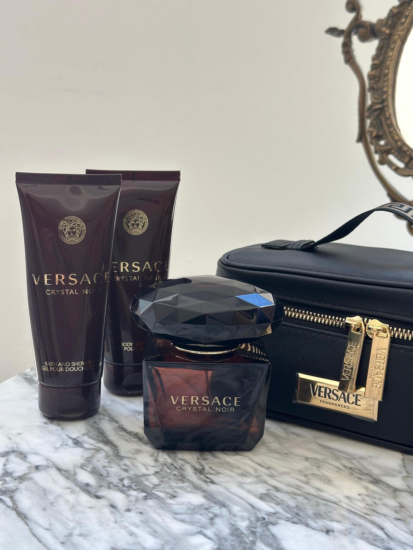 VERSACE Crystal Noir Set 90ml Edp (Body Lotion 100ml + Shower Gel 100ml + Bag) for Women