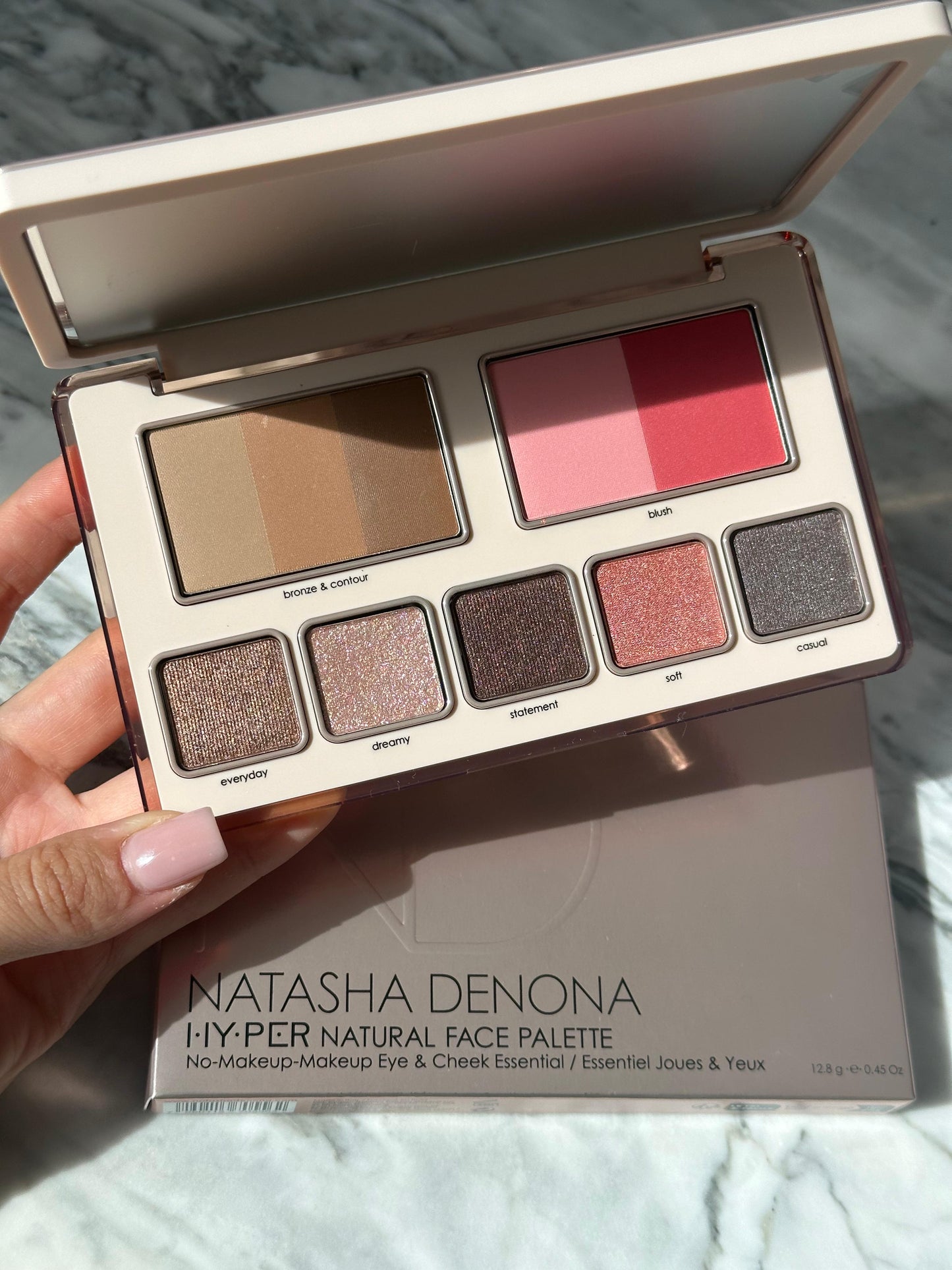 NATASHA DENONA Hyper Natural Face Palette
No-Makeup-Makeup Eye & Cheek Essential