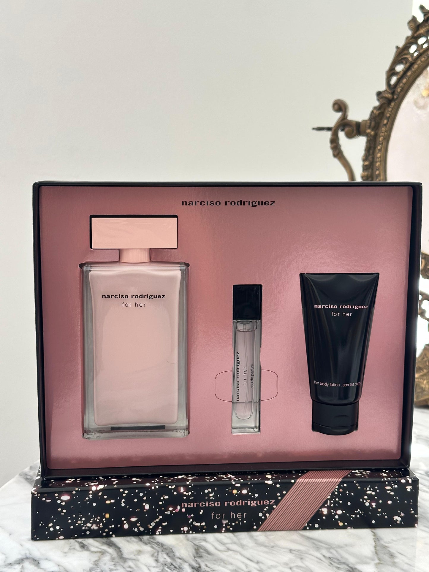 NARCISO RODRIGUEZ
For Her Eau De Parfum Gift Set 100ml