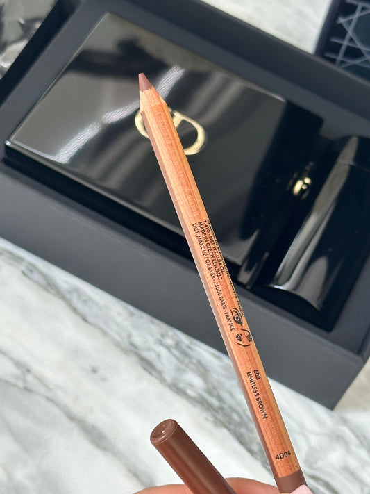 MAKE UP FOR EVER 
Artist Color Pencil (608)
Brow, Eye & Lip Liner