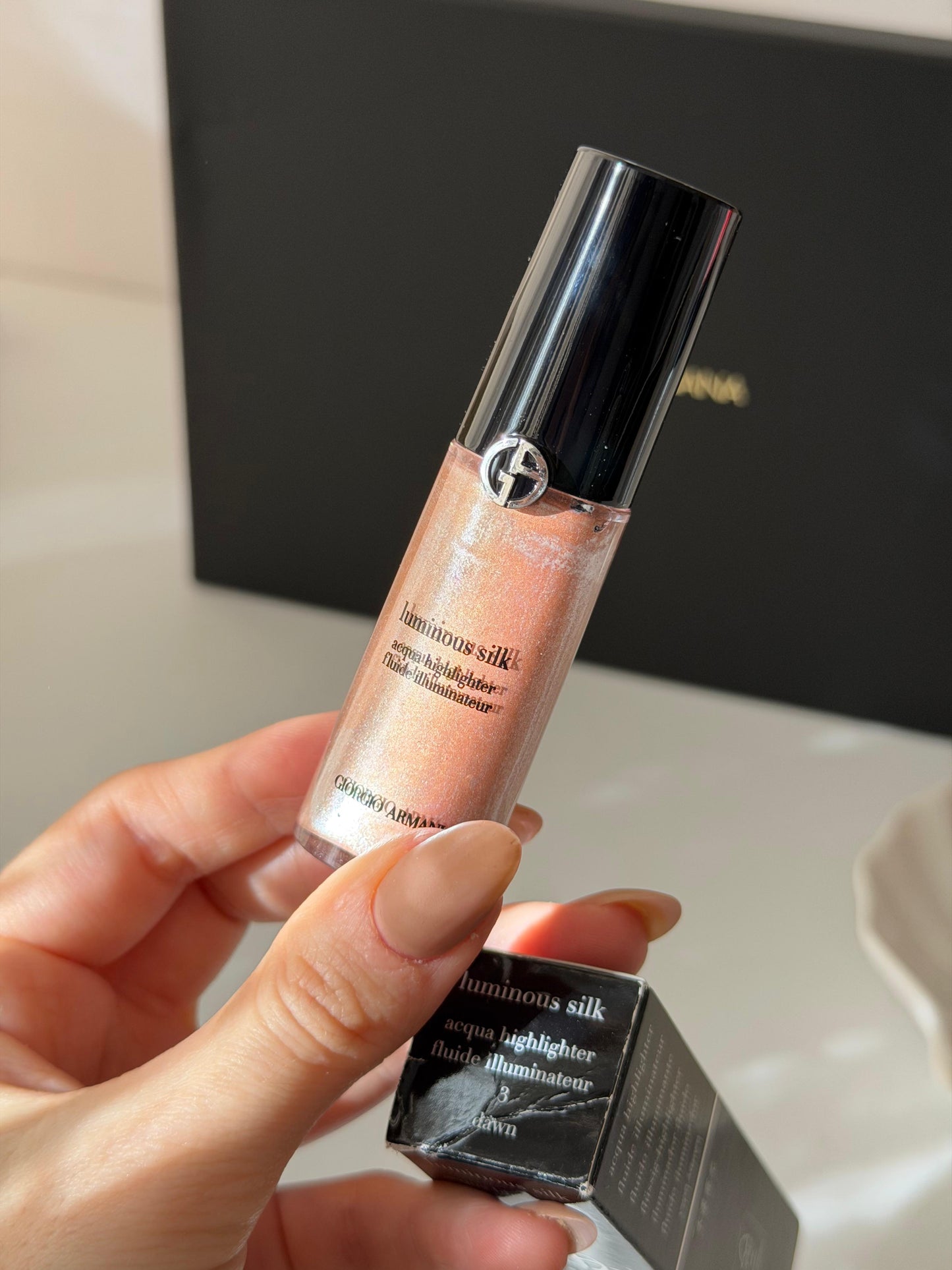 ARMANI Luminous Silk Acqua Highlighter (3)