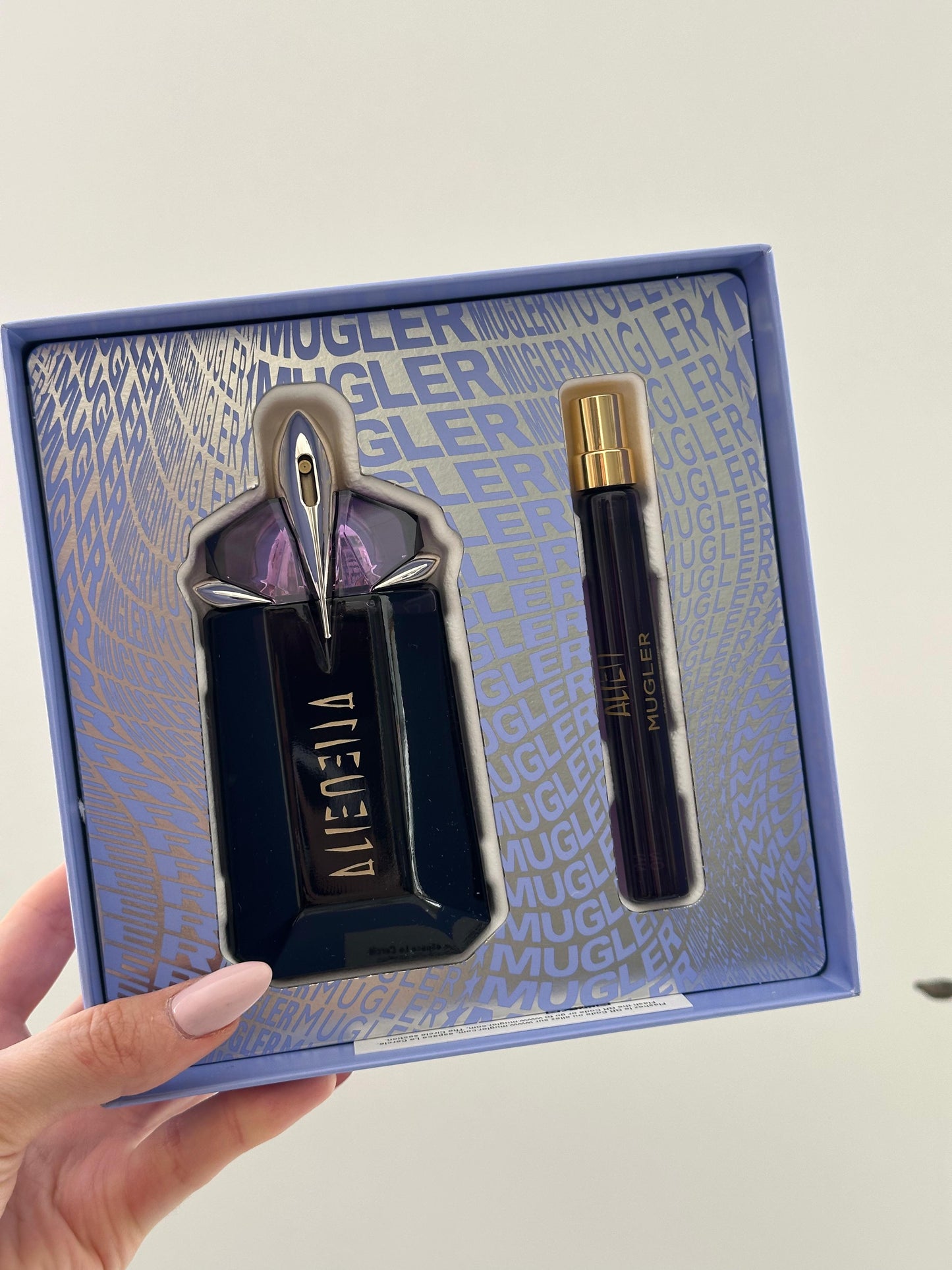 THIERRY MUGLER Alien Women's Perfume Gift Set (60ml EDP + 10ml EDP)