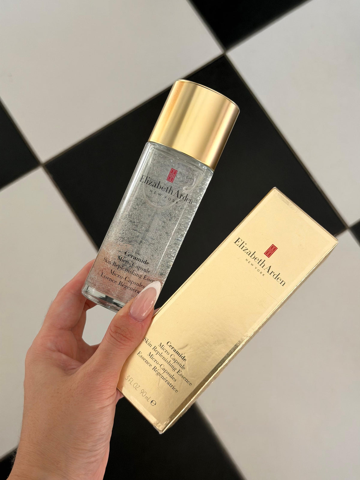 ELIZABETH ARDEN Ceramide Micro Capsule Skin Repleneshing Essence