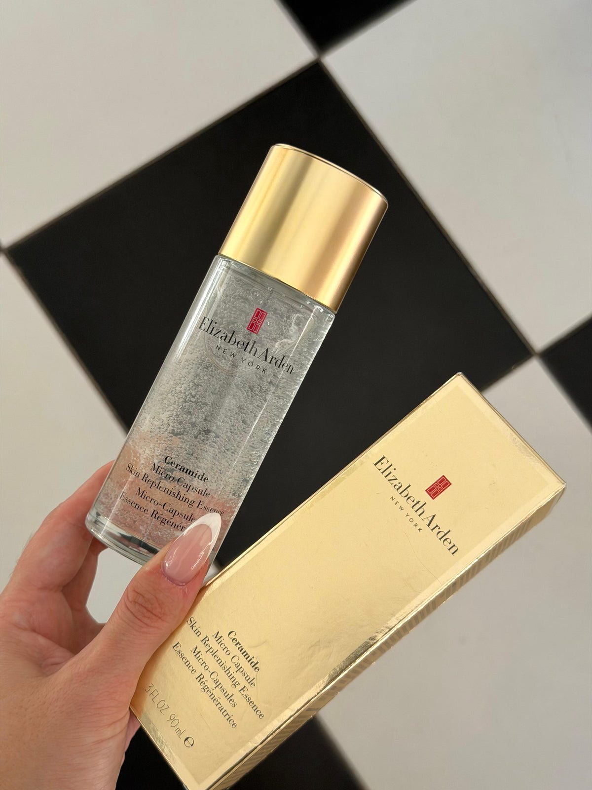 ELIZABETH ARDEN Ceramide Micro Capsule Skin Repleneshing Essence