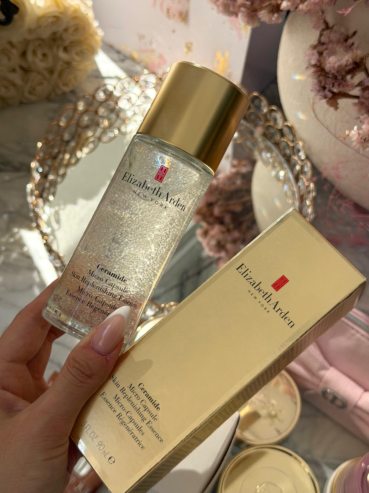 ELIZABETH ARDEN Ceramide Micro Capsule Skin Repleneshing Essence