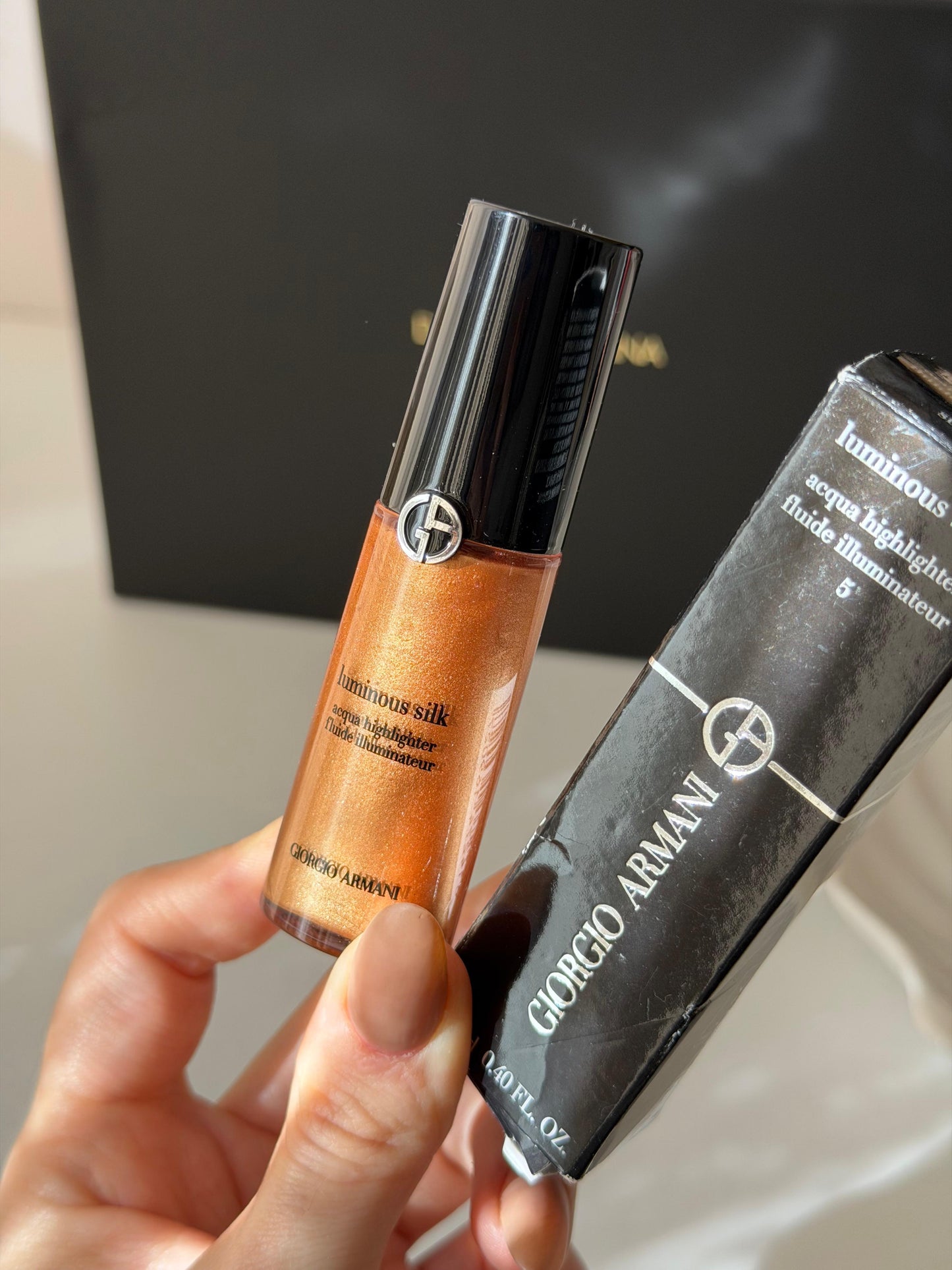 ARMANI Luminous Silk Acqua Highlighter (5)