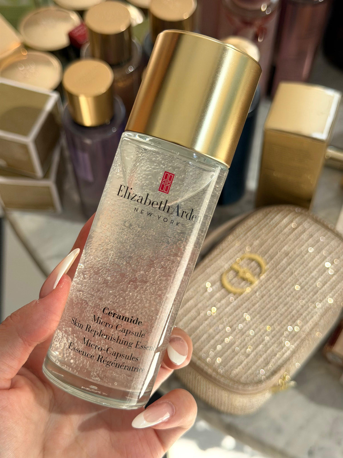 ELIZABETH ARDEN Ceramide Micro Capsule Skin Repleneshing Essence