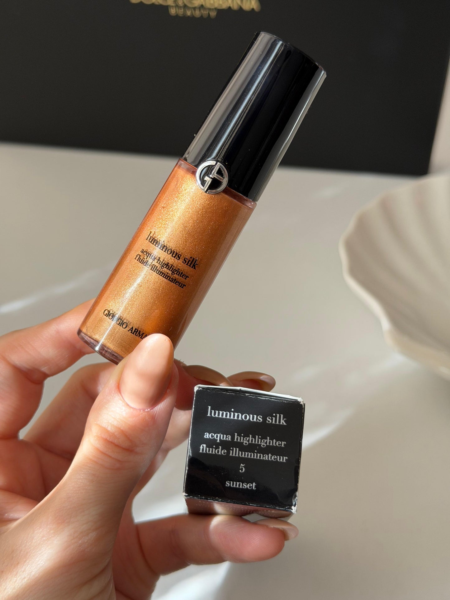 ARMANI Luminous Silk Acqua Highlighter (5)