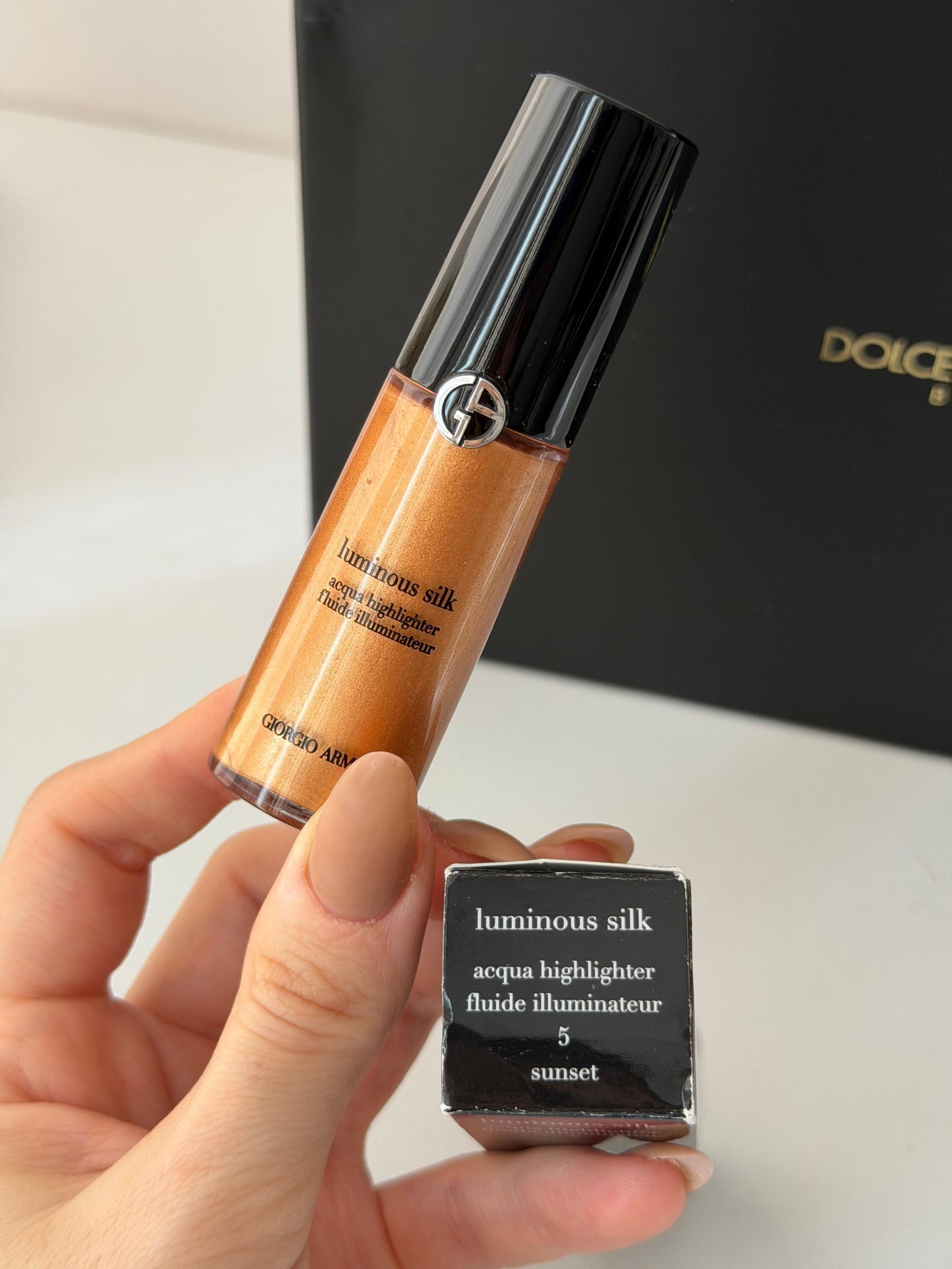 ARMANI Luminous Silk Acqua Highlighter (5)