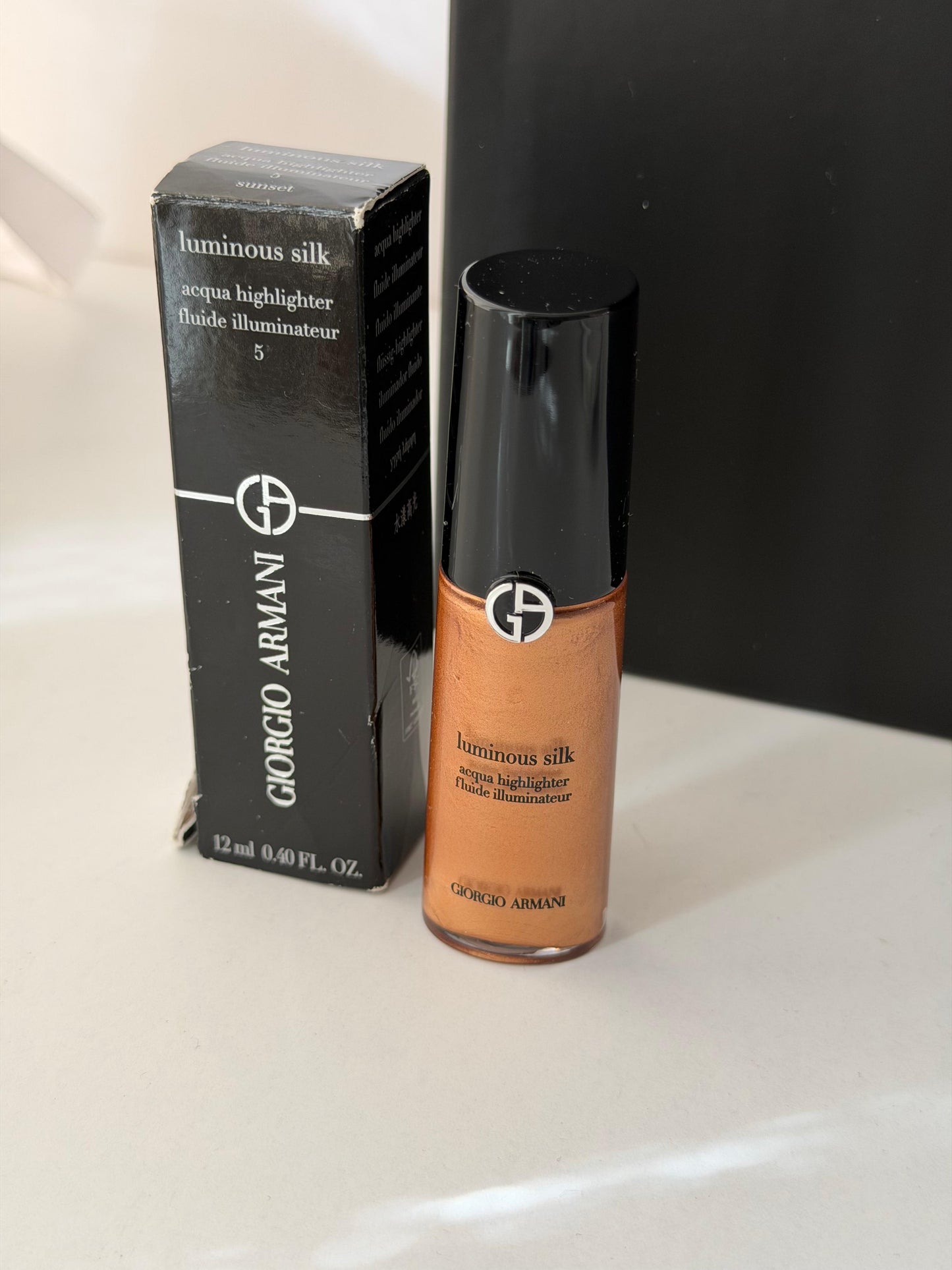 ARMANI Luminous Silk Acqua Highlighter (5)