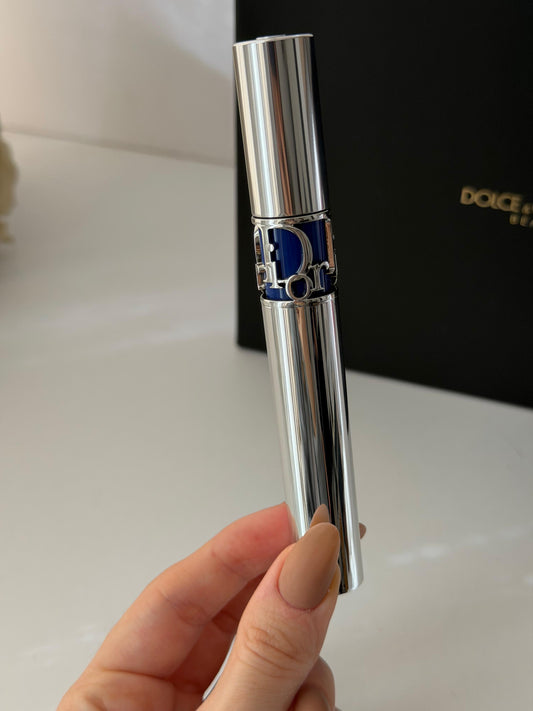 DIOR Diorshow Iconic Overcurl
Spectacular 24H Volume & Curl Mascara - Blue