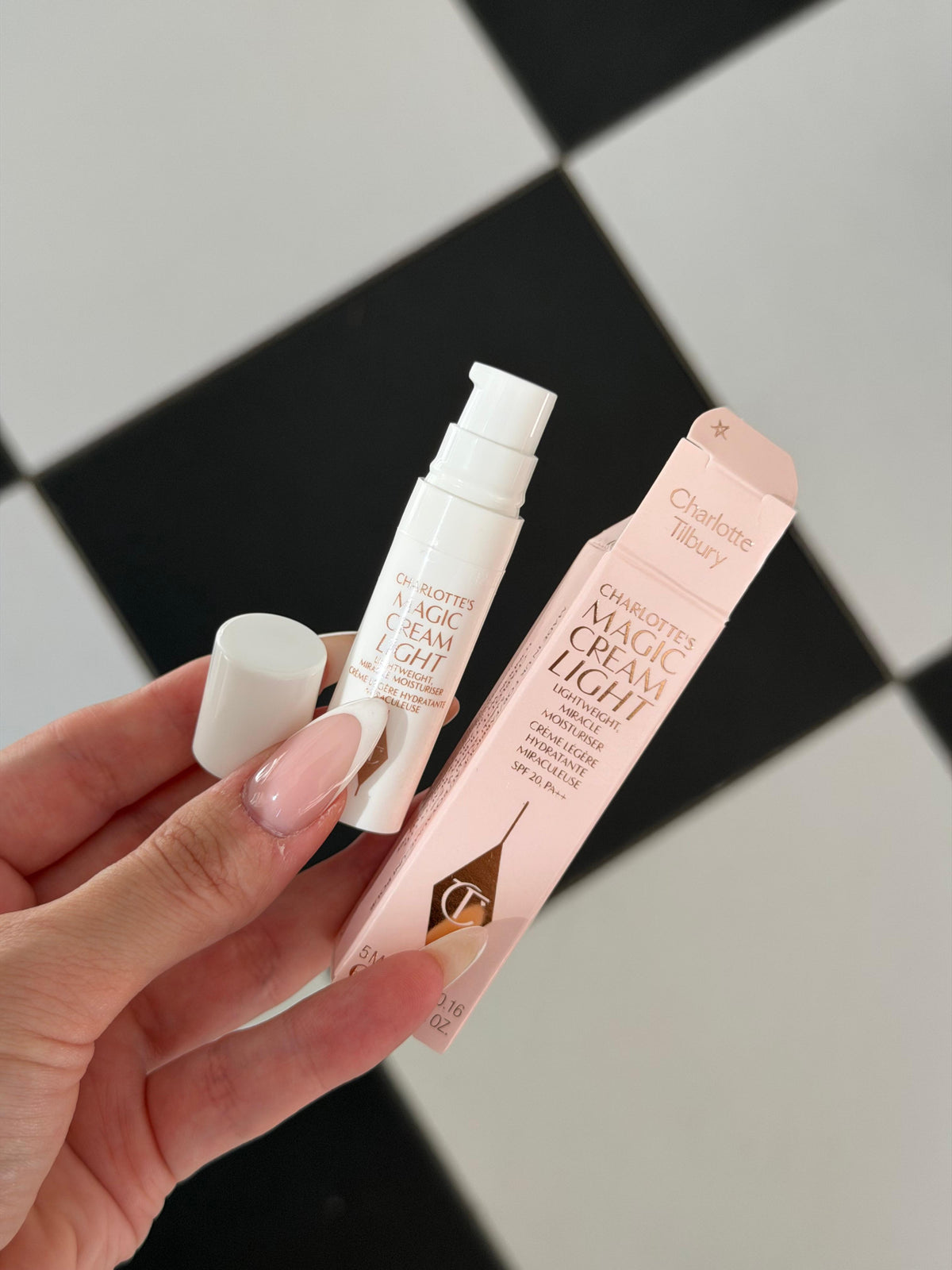 CHARLOTTE TILBURY Magic Cream Light - Mini Miracle Moisturizer