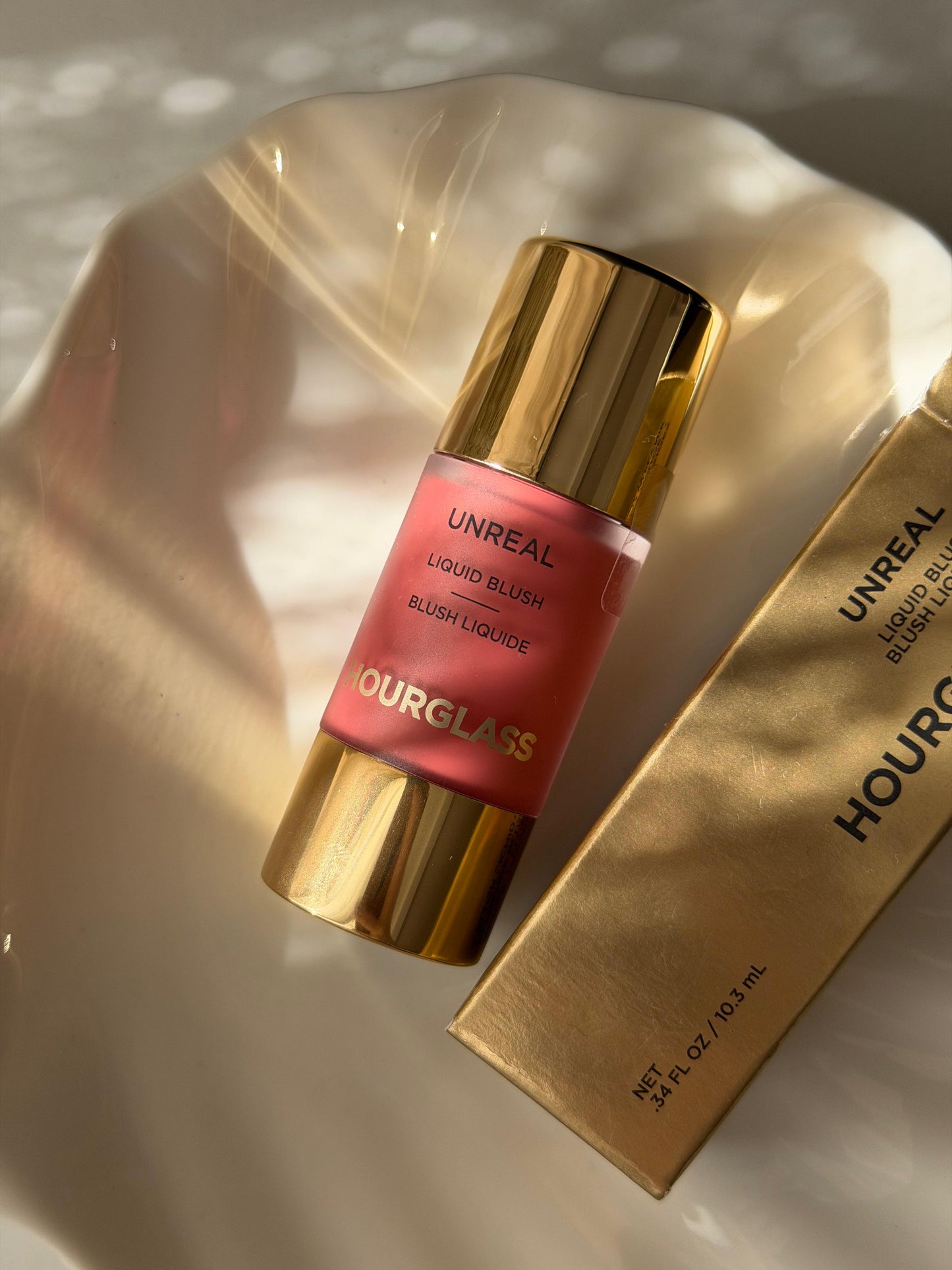 HOURGLASS Unreal Liquid Blush - Vision
All Day, Weightless Wear - Natural Finish