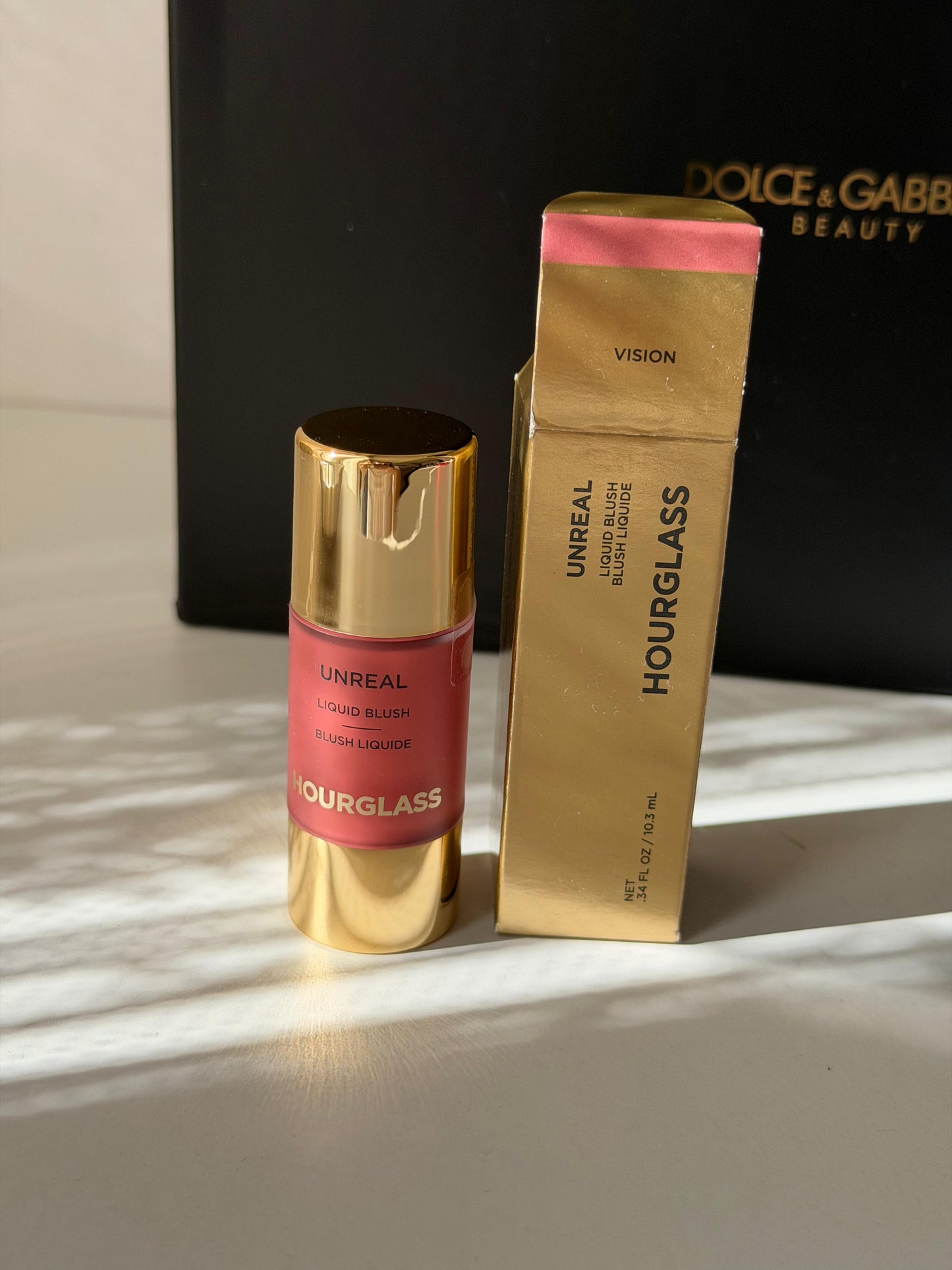 HOURGLASS Unreal Liquid Blush - Vision
All Day, Weightless Wear - Natural Finish