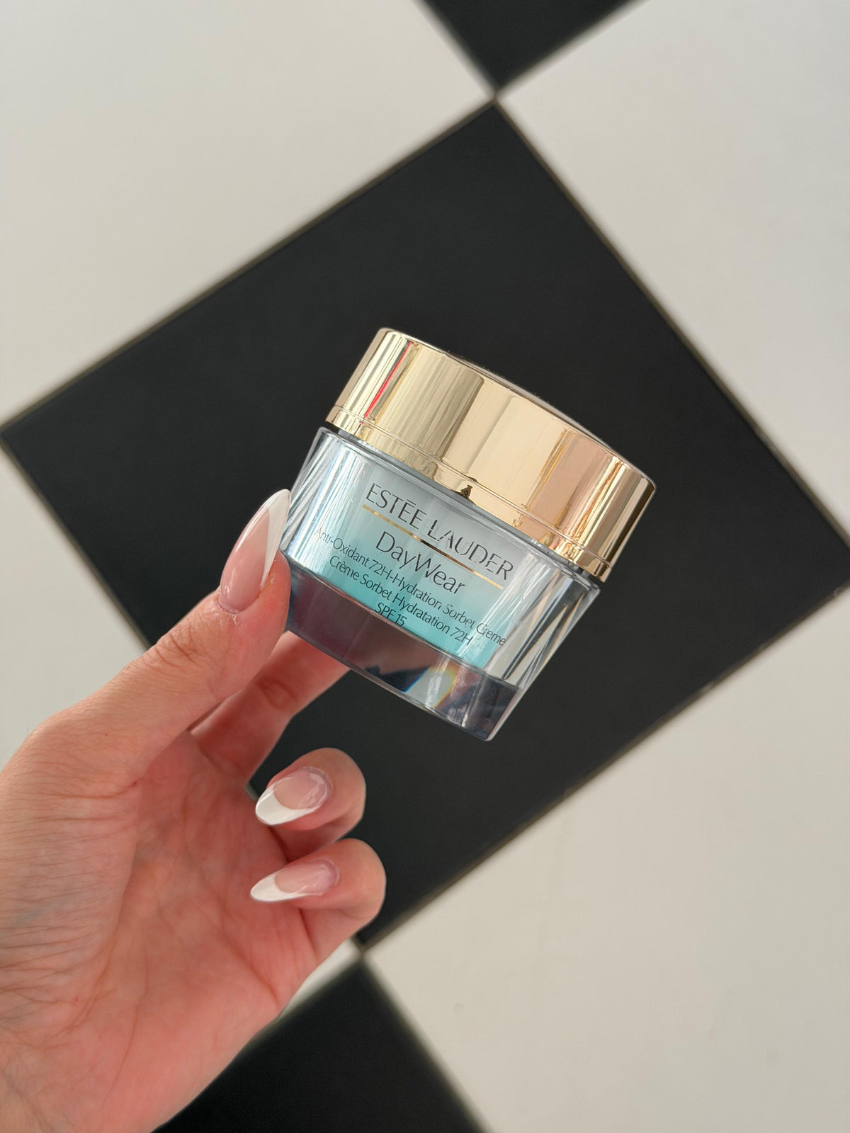 ESTEE LAUDER DayWear Moisturizer
Anti-Oxidant 72H-Hydration Sorbet Creme SPF15 - Normal/Combination Skin