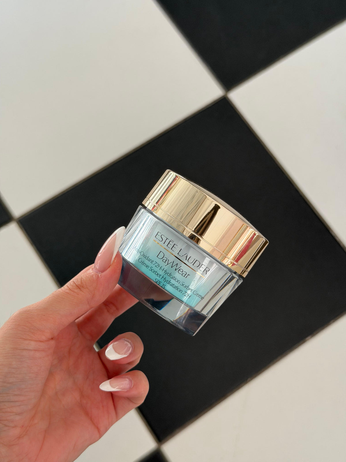 ESTEE LAUDER DayWear Moisturizer
Anti-Oxidant 72H-Hydration Sorbet Creme SPF15 - Normal/Combination Skin