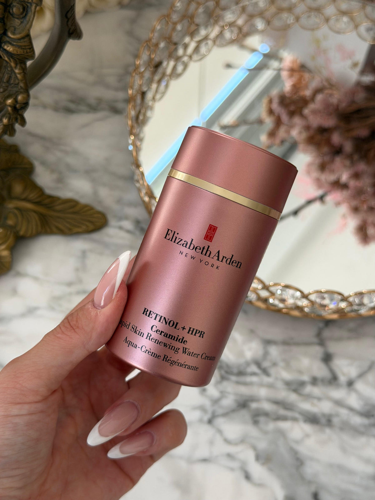 ELIZABETH ARDEN Retinol + HPR Ceramide Rapid Skin-Renewing Water Cream