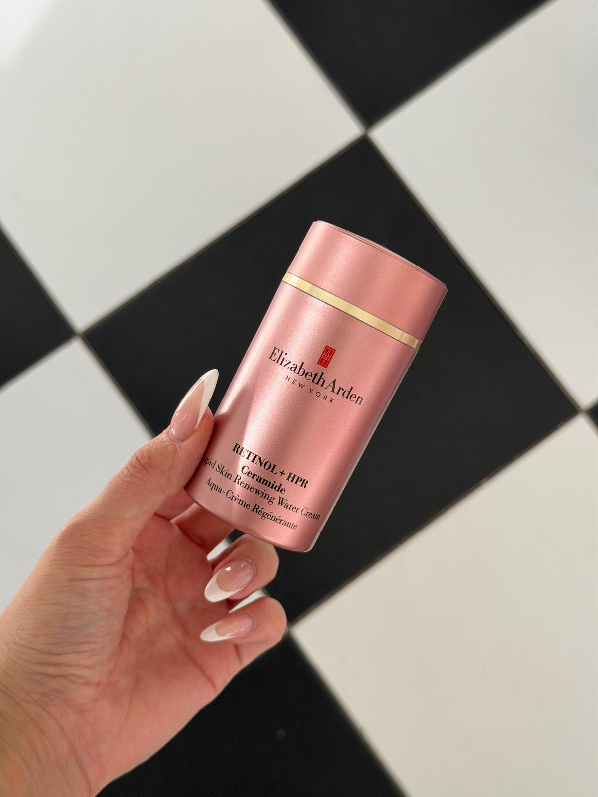 ELIZABETH ARDEN Retinol + HPR Ceramide Rapid Skin-Renewing Water Cream