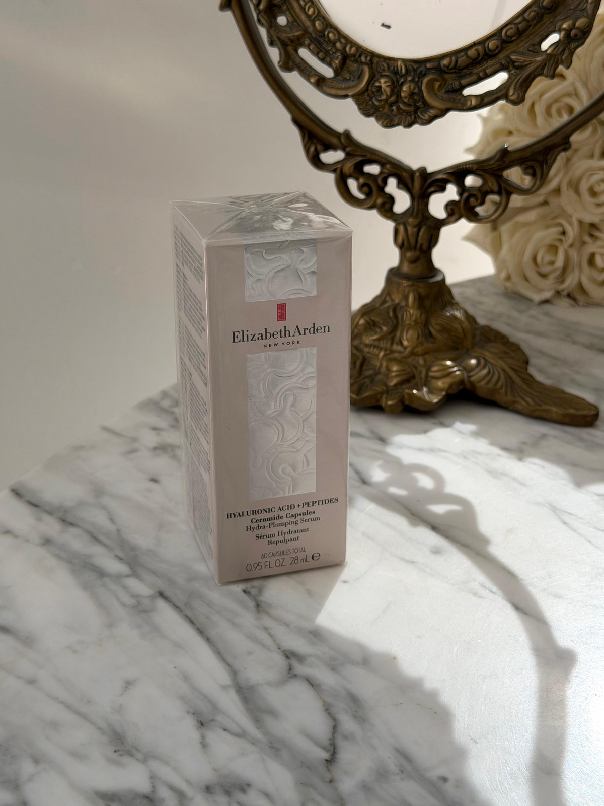 ELIZABETH ARDEN Hyaluronic Acid + Peptides Hydra-Plumping Serum