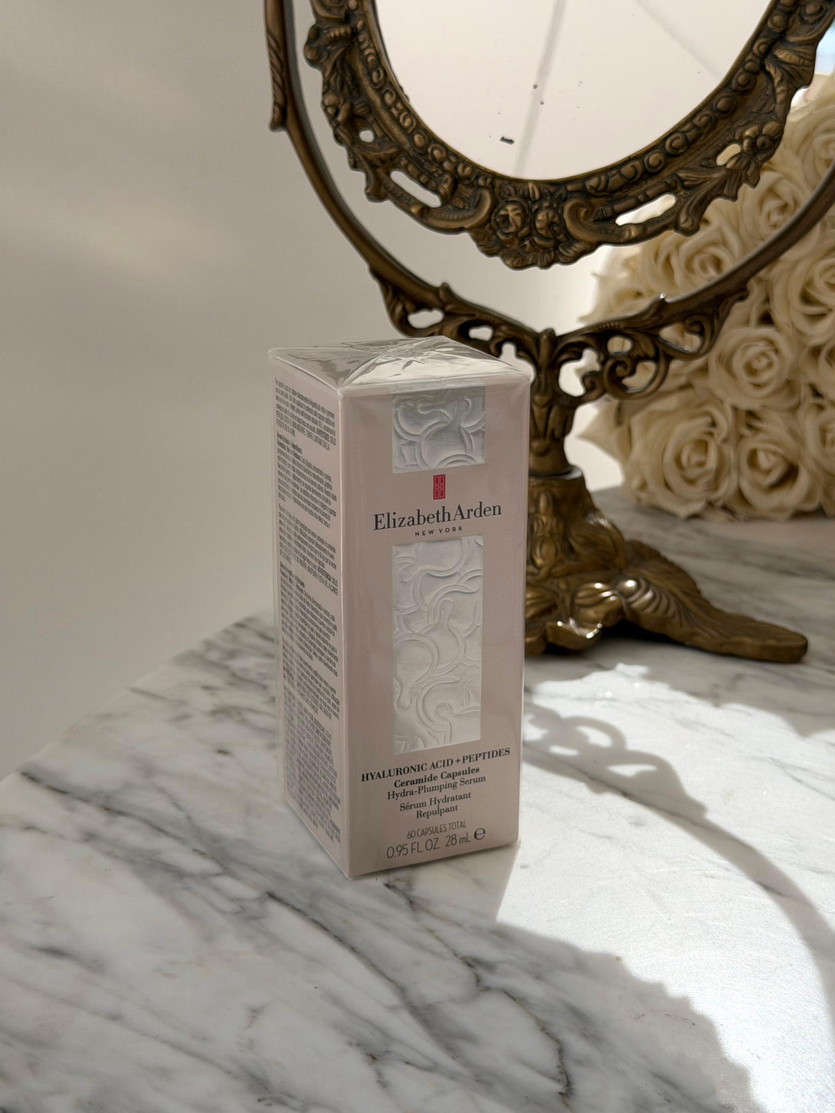 ELIZABETH ARDEN Hyaluronic Acid + Peptides Hydra-Plumping Serum