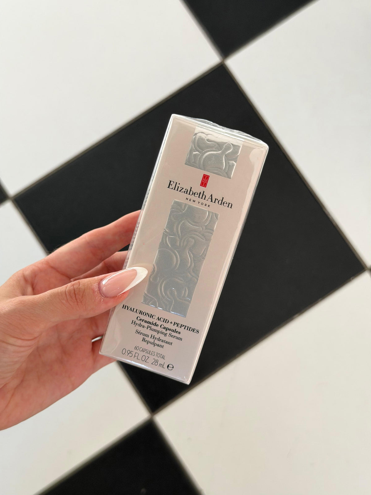 ELIZABETH ARDEN Hyaluronic Acid + Peptides Hydra-Plumping Serum